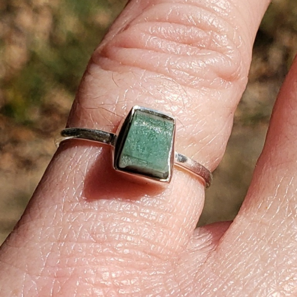 Natural Rough Emerald Ring - Solid 925 Silver - image 3